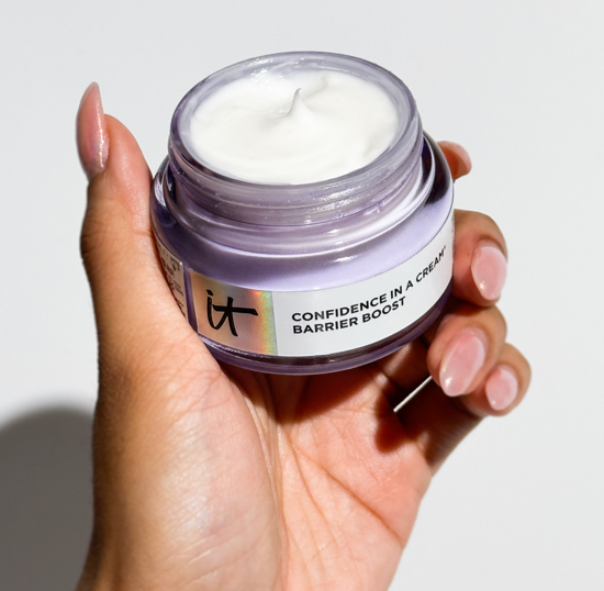 canaldis-loreal-itcosmetics-confidence-in-a-cream-barrier-bost
